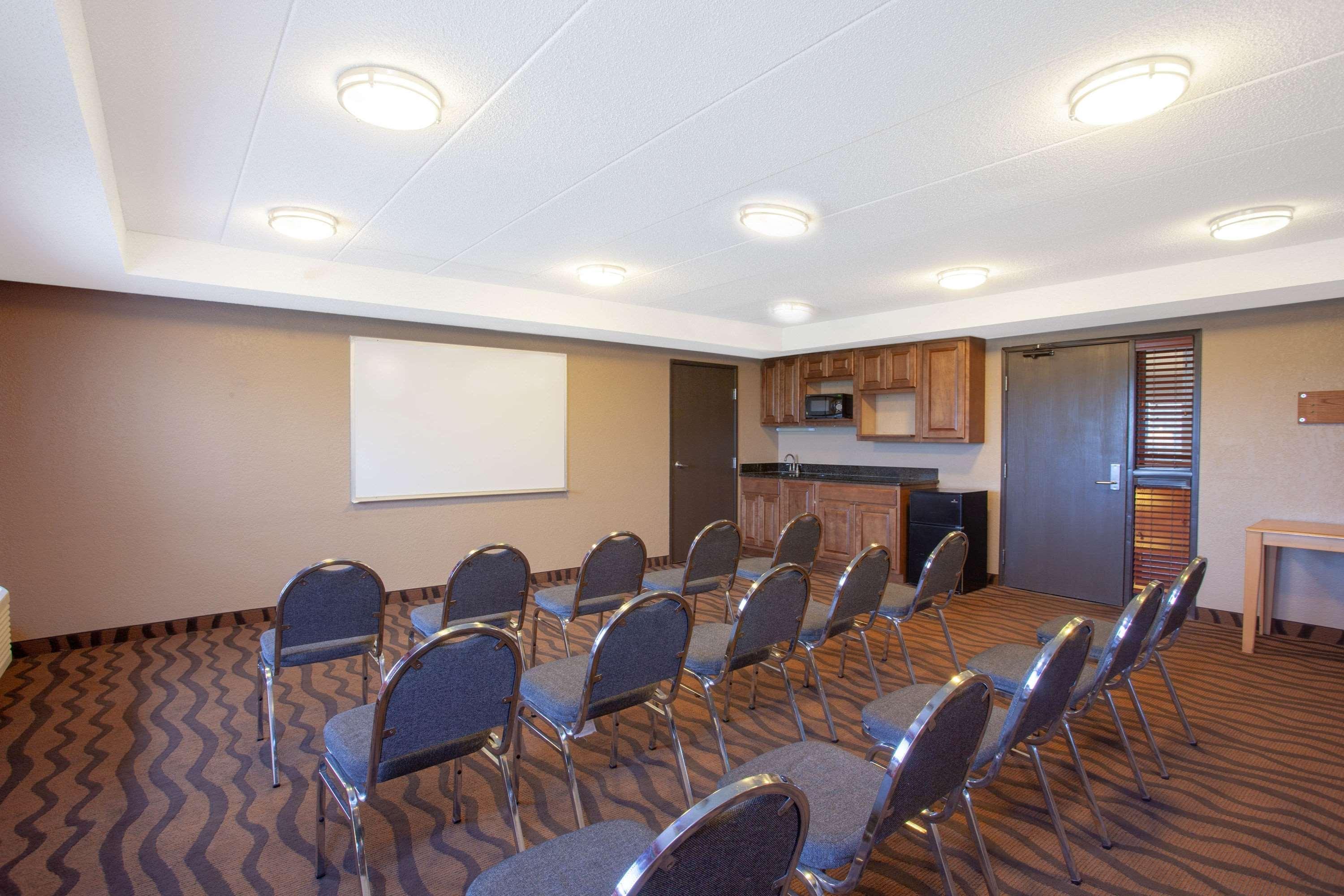 Americinn By Wyndham Albert Lea Esterno foto