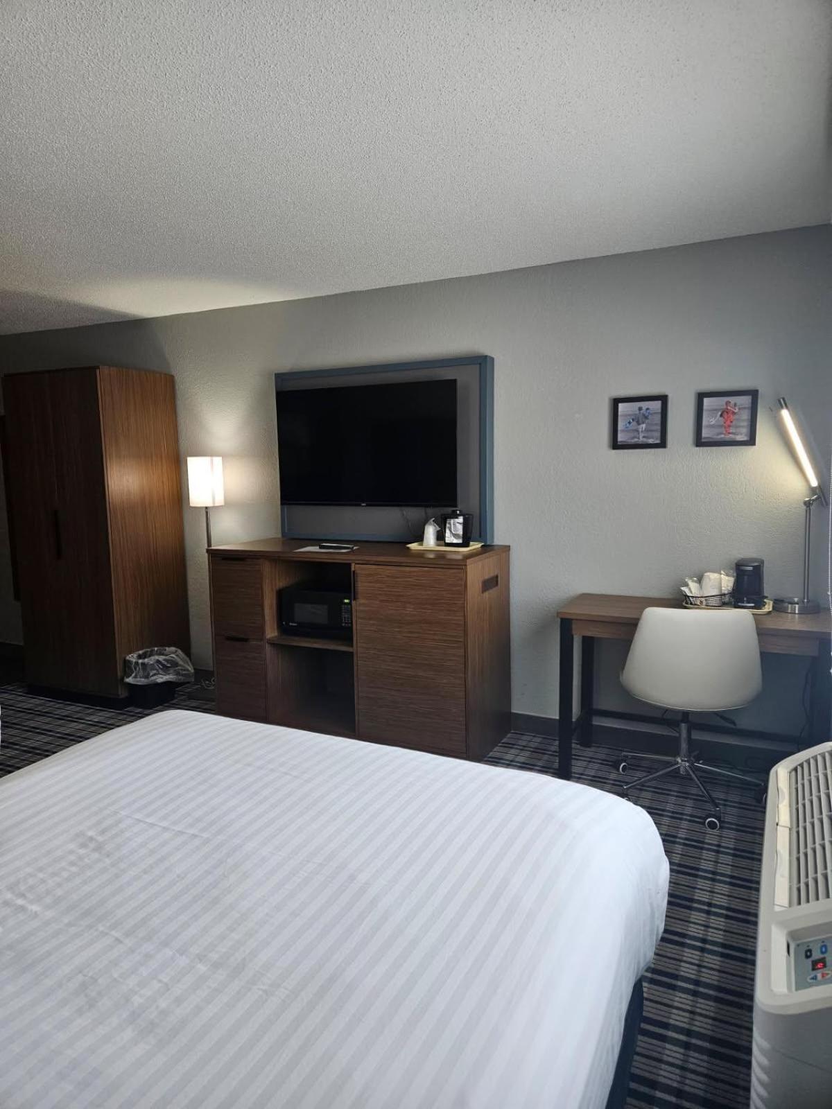 Americinn By Wyndham Albert Lea Esterno foto